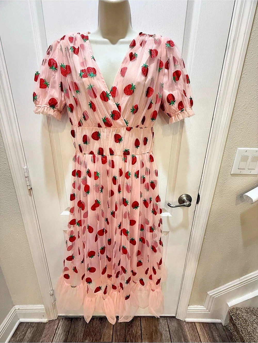 RETRO STAGE Strawberry Midi Dress in Pink & Red Size Medium NWT